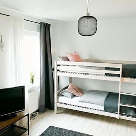 Modernes Apartment Mit Balkon Free Parking Netflix Celle Buitenkant foto